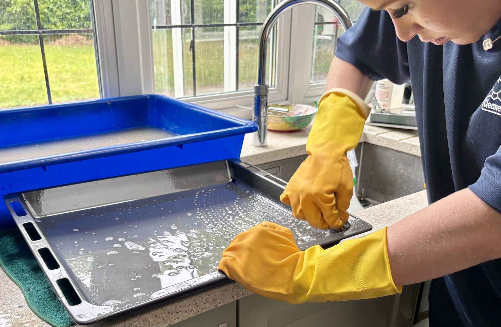 Professional oven deep cleaning service Bromley